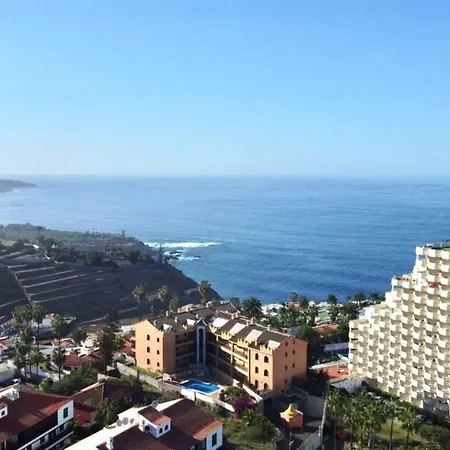 Estudio Con Desayuno Incluido Y Bonita Vistas Al Mar O A La Montana Daire