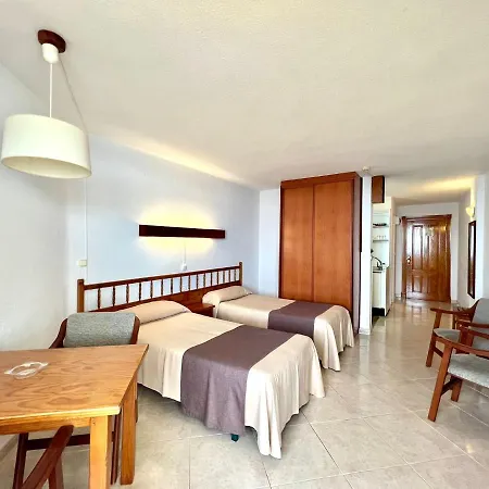 Estudio Con Desayuno Incluido Y Bonita Vistas Al Mar O A La Montana Daire