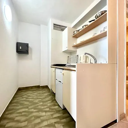 Estudio Con Desayuno Incluido Y Bonita Vistas Al Mar O A La Montana Daire *